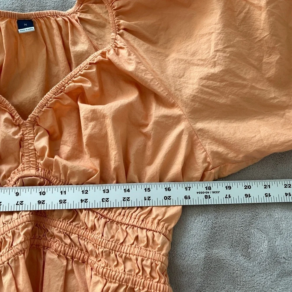 Old Navy Smocked V Neck Peplum Top Puff Sleeves Cotton Size Medium Milkmaid